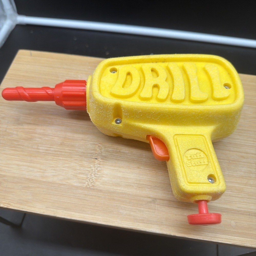 Vintage 1972 Mattel tough stuff yellow plastic drill works real drilling action